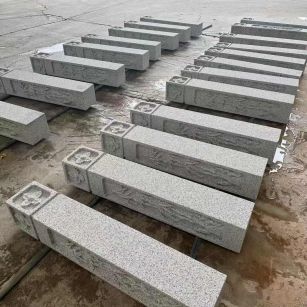 西安 白麻方柱雕花防水