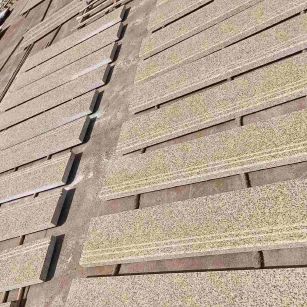 西安 黄金麻花岗岩光面楼梯踏步