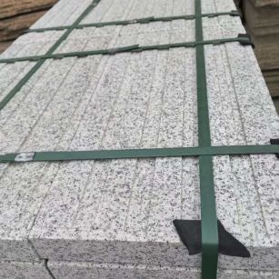 西安 白麻花岗岩直行盲道石，盲条，地铺石