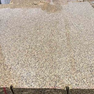 西安 黄金麻花岗岩石材方料