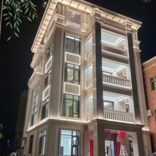 西安 芝麻白花岗岩别墅外墙夜间效果