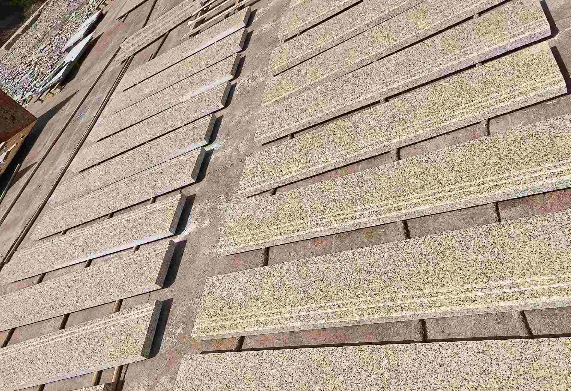 西安 黄金麻花岗岩光面楼梯踏步