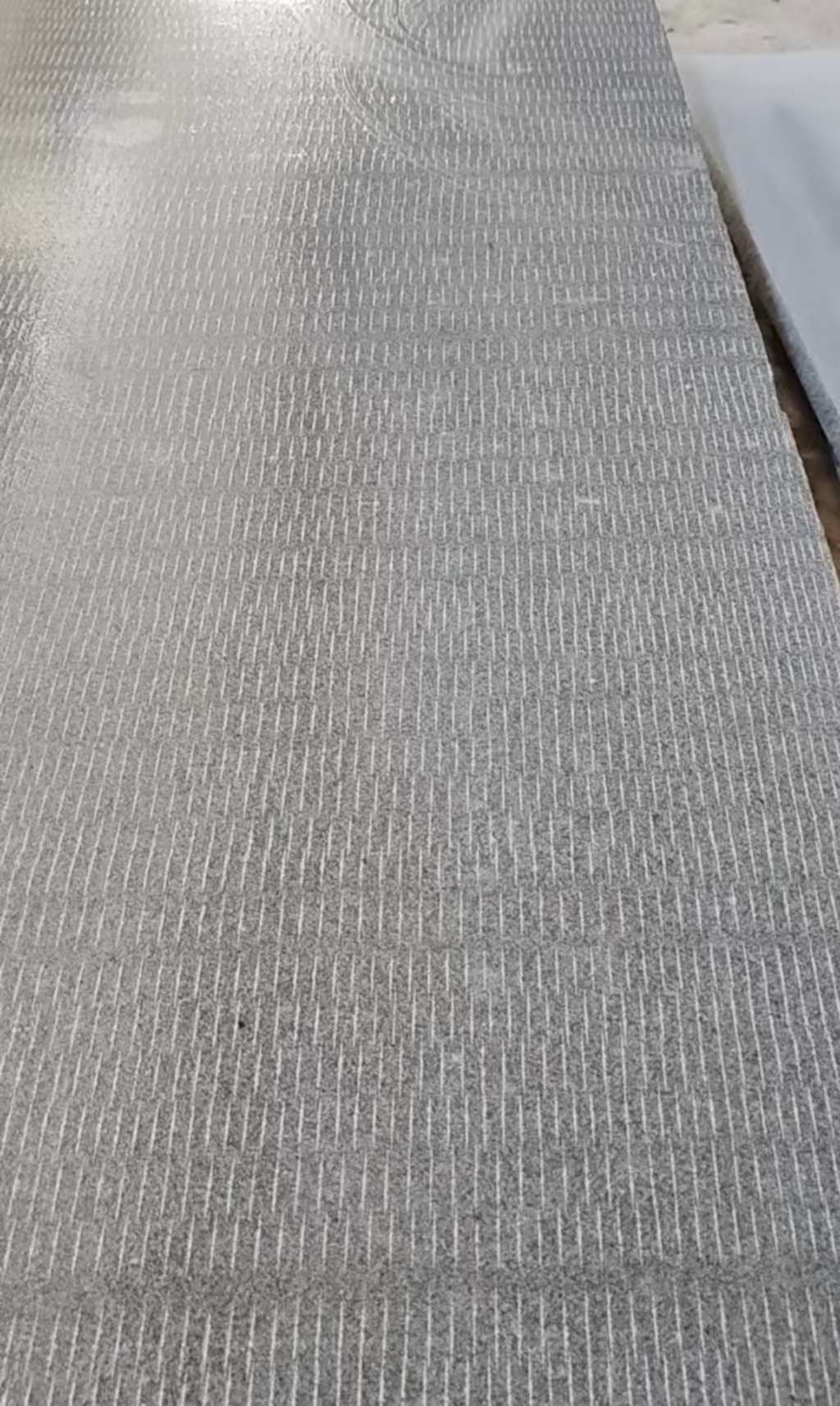 西安 芝麻灰花岗岩斧剁面，刀斩面