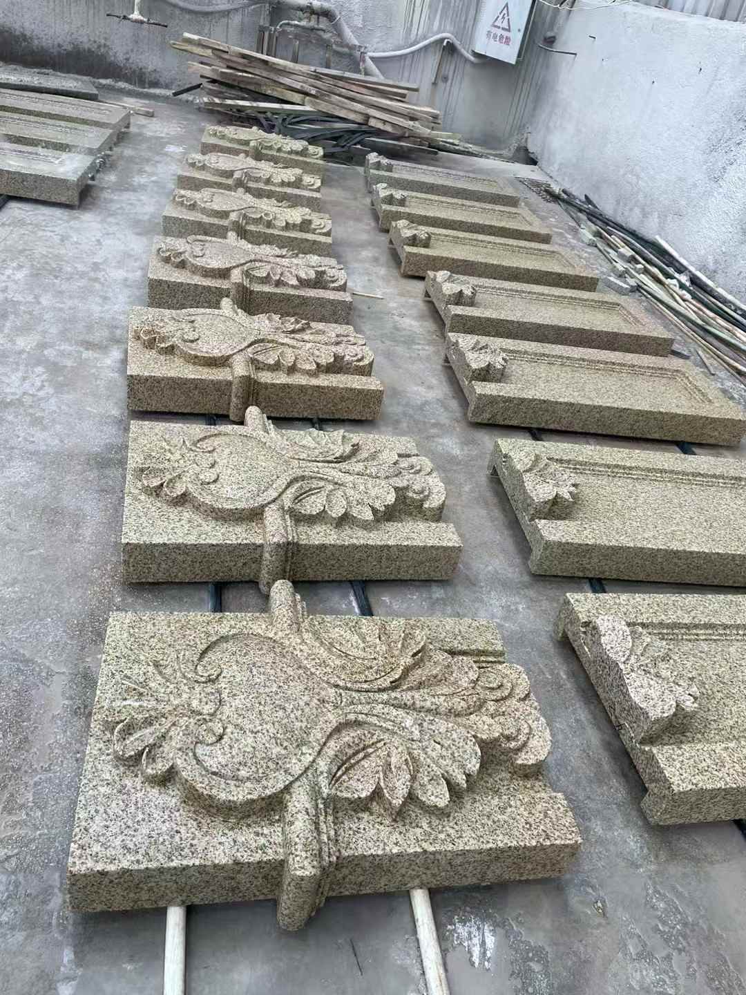 西安 黄金麻花岗岩别墅外墙雕刻板