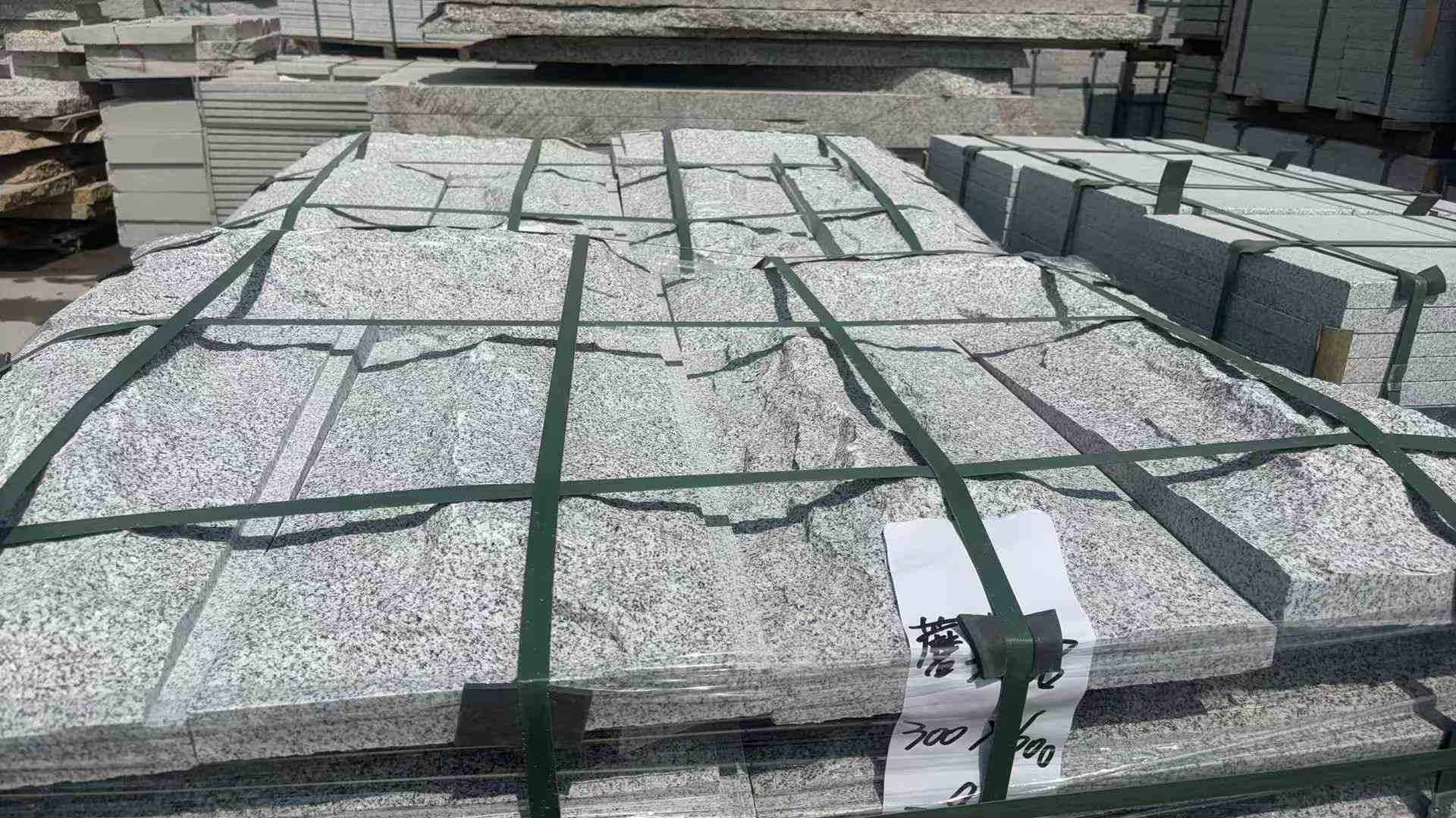 西安 芝麻白蘑菇石成品