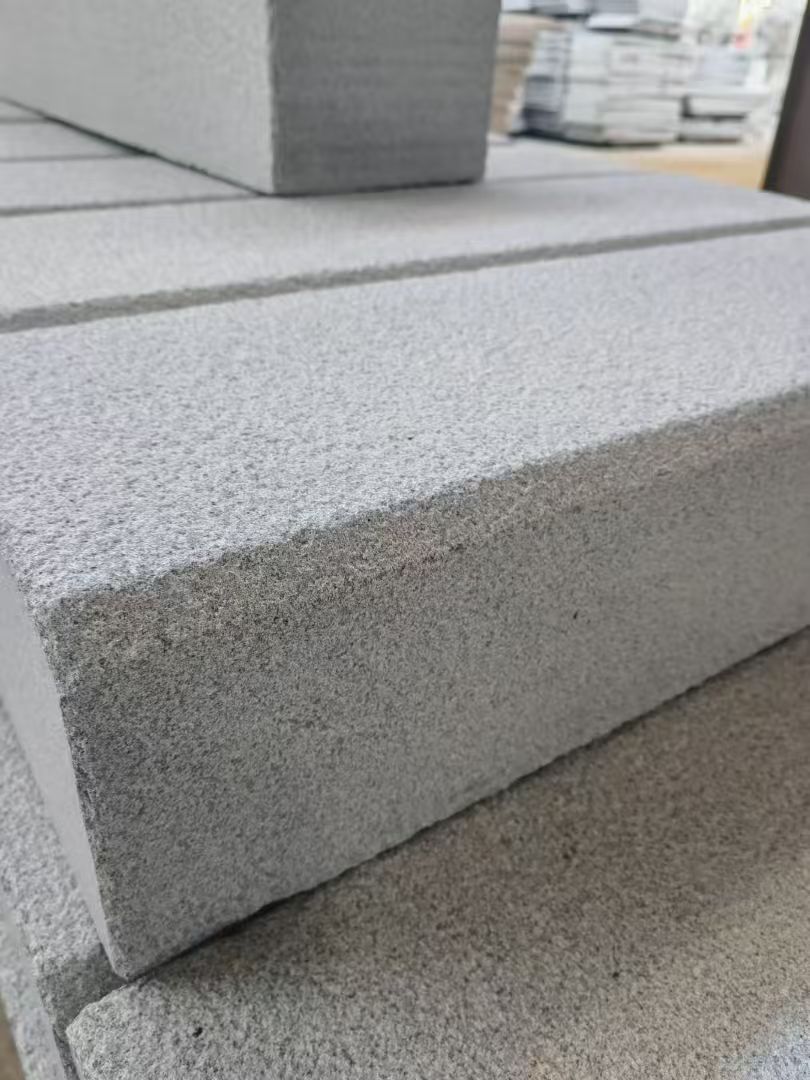 西安 芝麻灰荔枝面路沿石