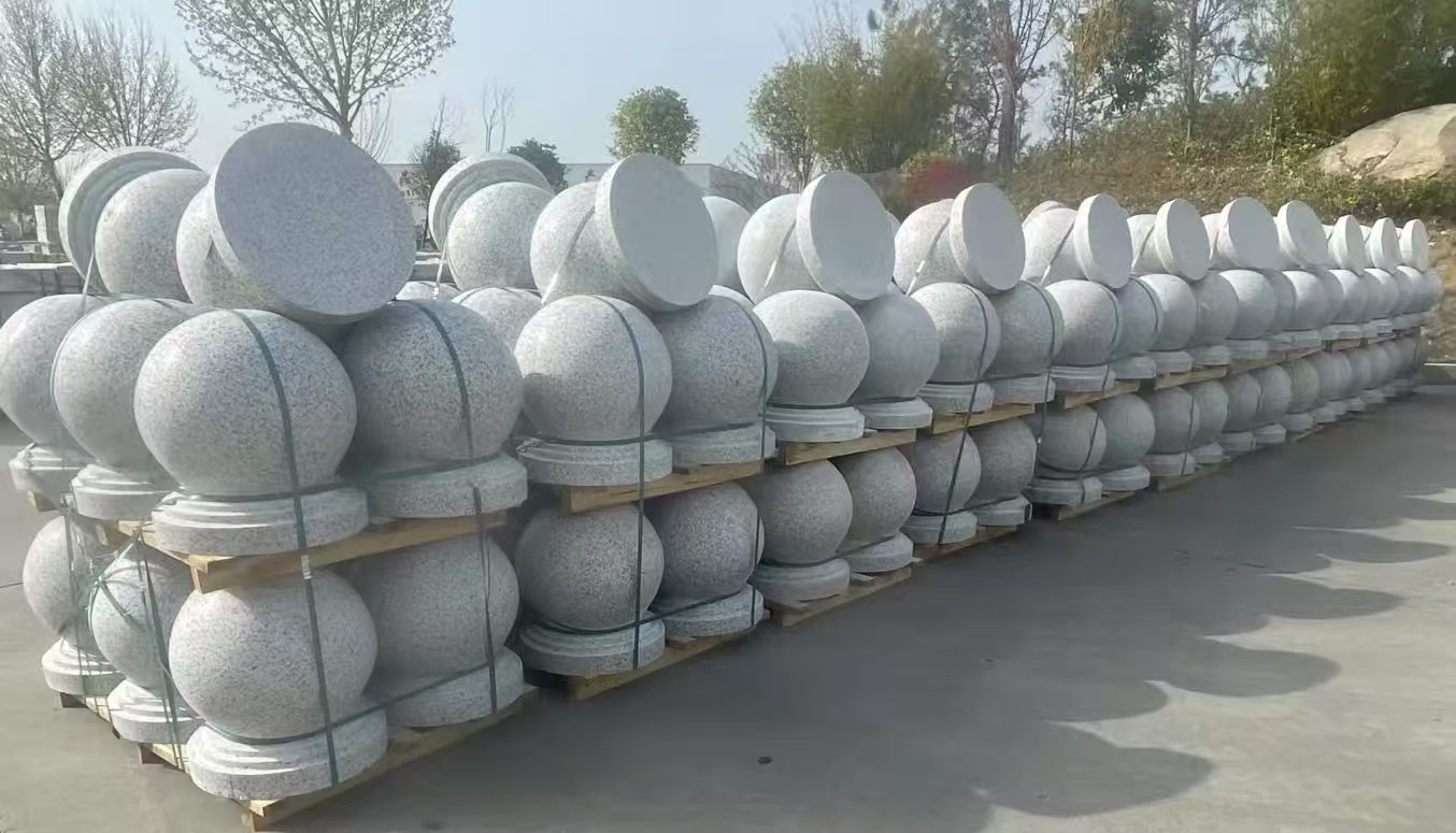 西安 白麻花岗岩石材圆球，石球，挡车球，隔离球，景观石球，风水球等