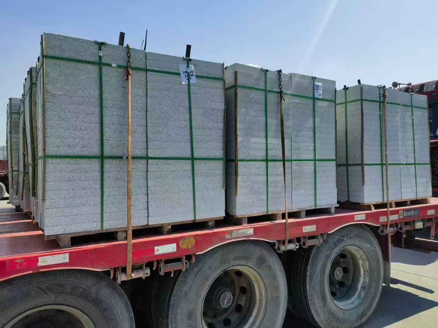 西安芝麻白花岗岩出货日常地铺石