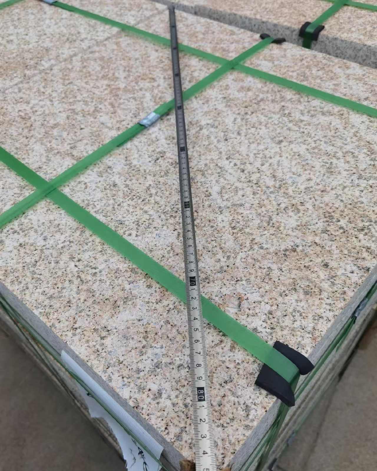 西安 黄金麻火烧面地铺石