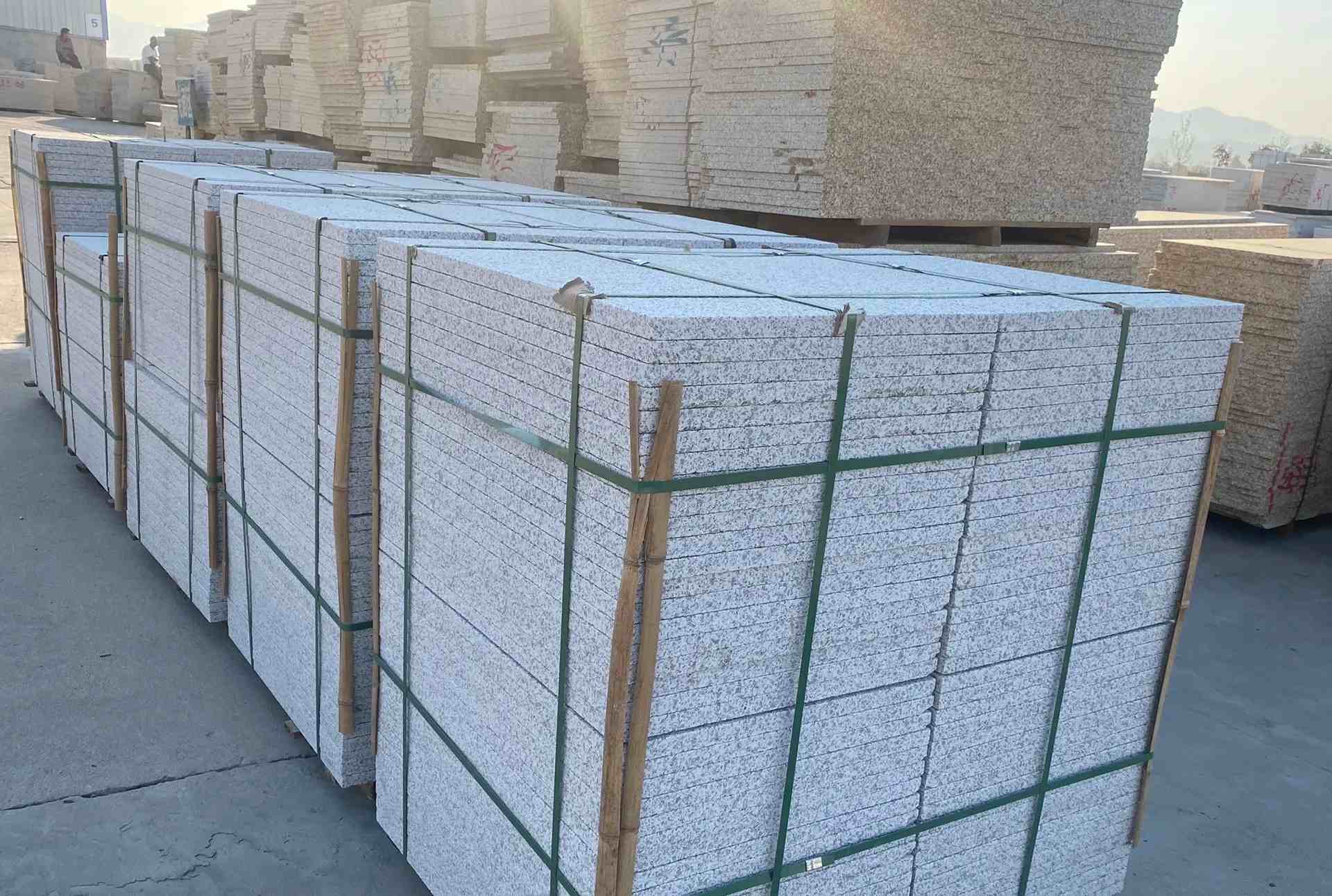 西安 白麻花岗岩荔枝面地铺石