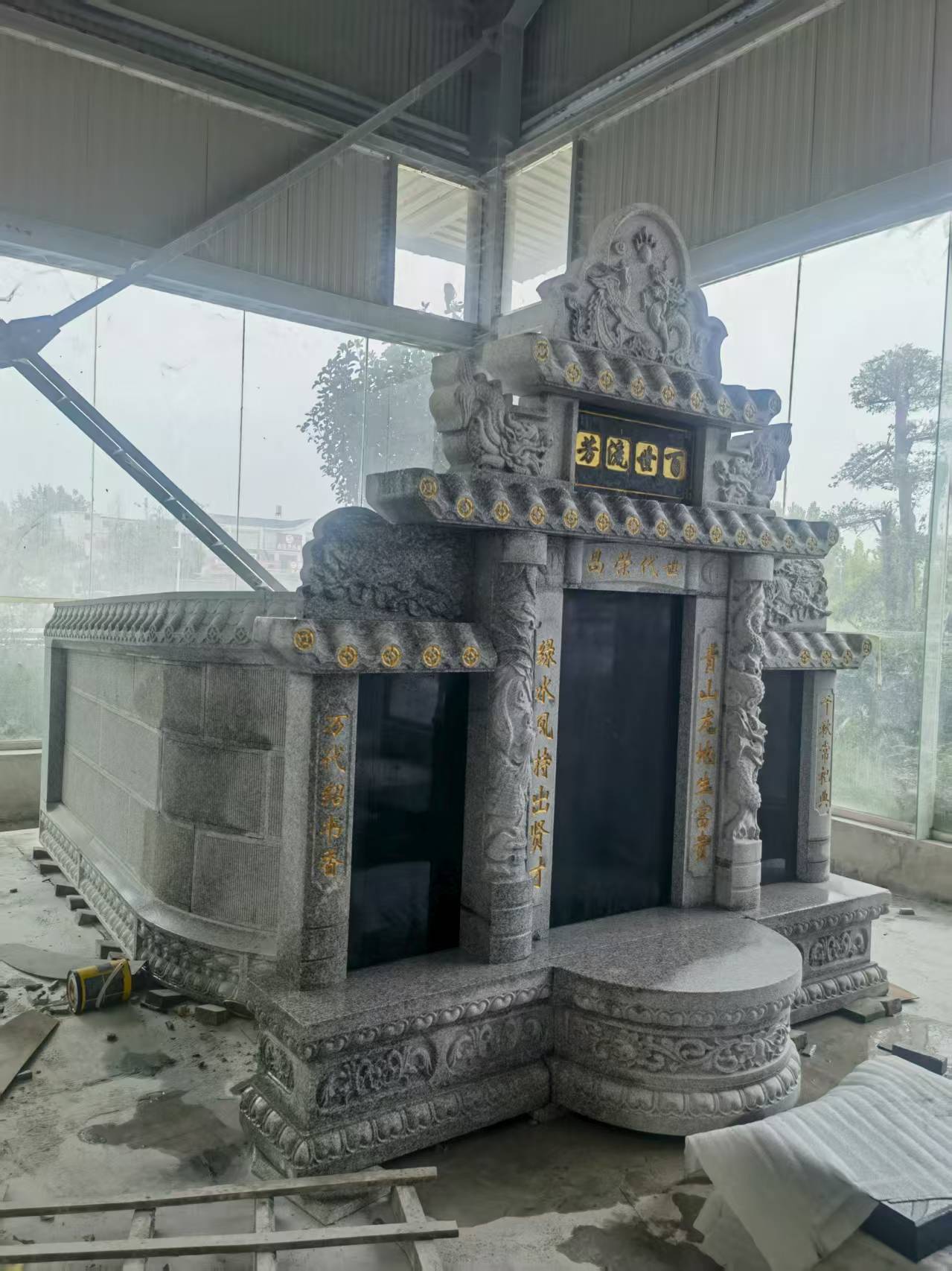 西安 芝麻白墓碑效果展示图